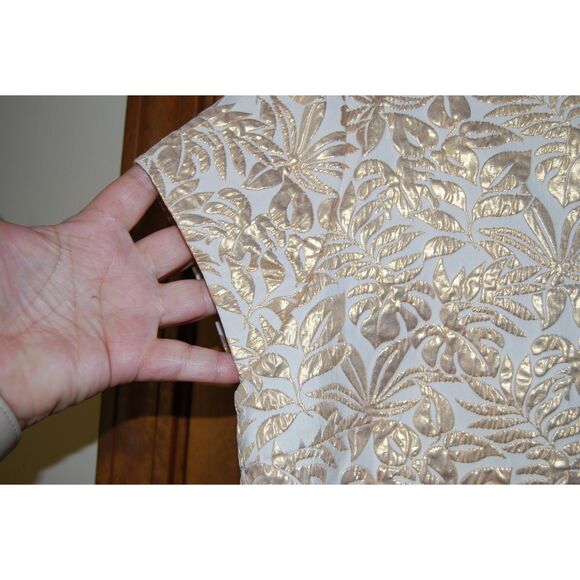 J. McLaughlin GOLD FOIL DRESS WOMEN'S SIZE 2 - Picture 2 of 5